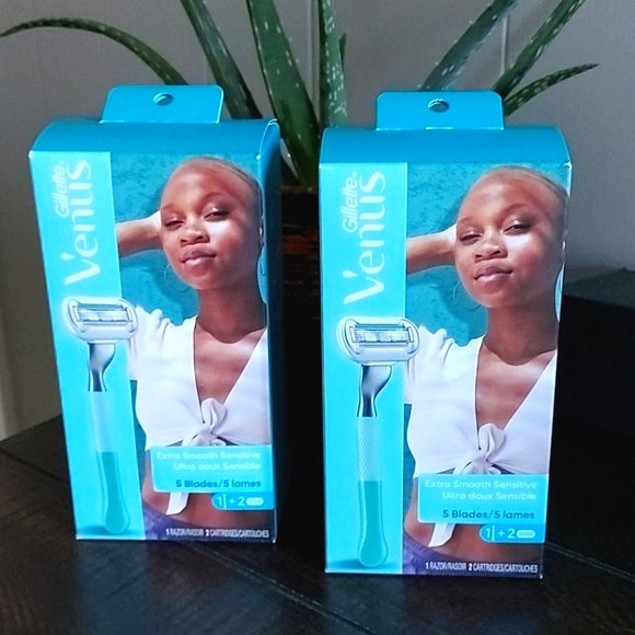 Gillette Other - HOST PICK 💕🦩 Venus Sensitive Razors Gillette